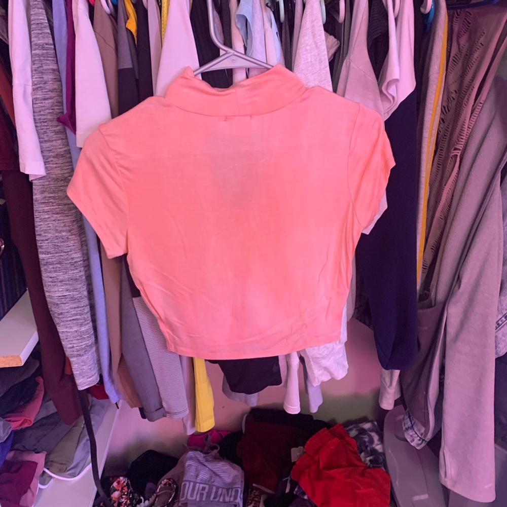 Crop top - Picture 3 of 3